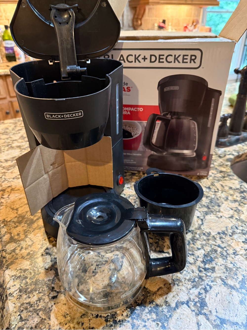 Black & Decker Black Drip Coffee Maker with Glass Carafe